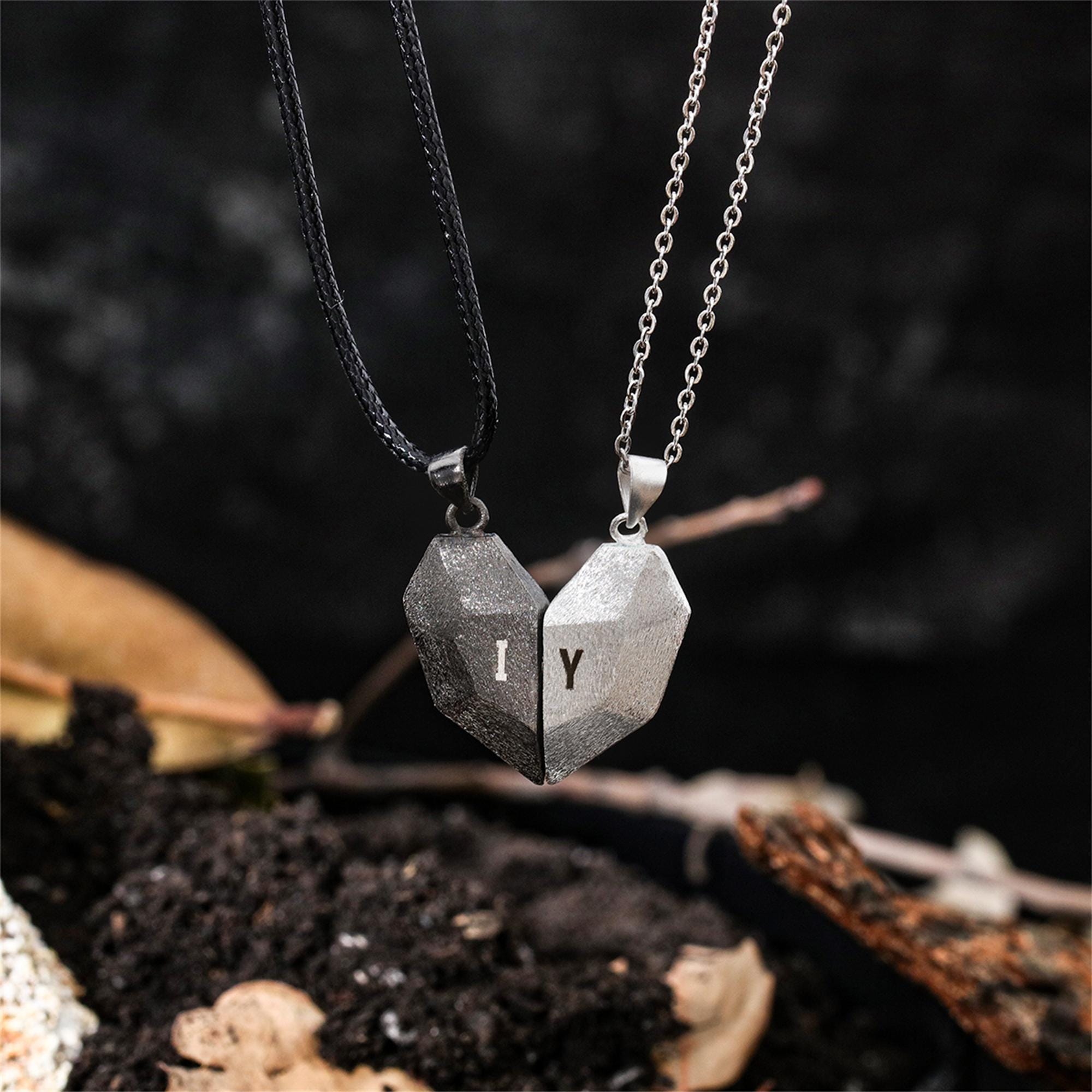 Magnetic Couple Matching Necklaces - Custom couple magnetic heart necklace set,