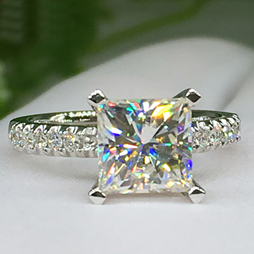 Custom Solid 10K Au417 White G - Moissanite Engagement Ring 1 Carat 评论和价格