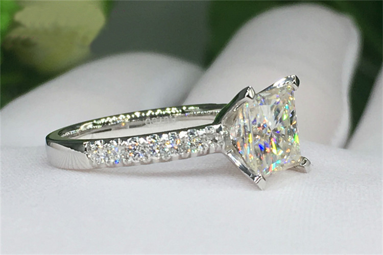 Custom Solid 10K Au417 White G - Moissanite Engagement Ring 1 Carat 评论和价格