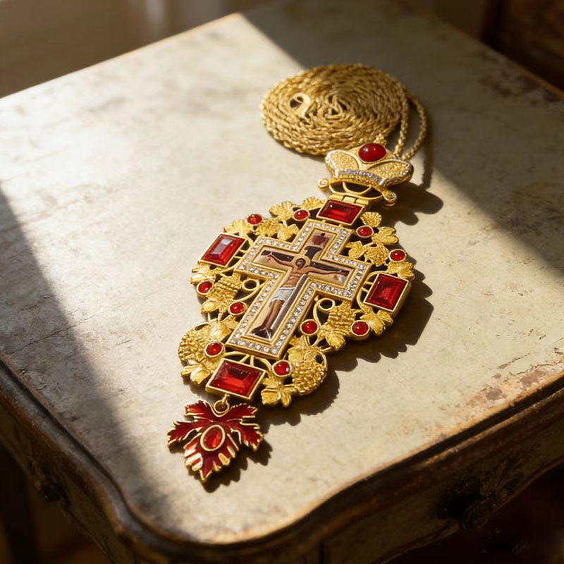 New Premium Red Jewel Gold Ort - Cross Pendant Necklace Gold 评论和价格