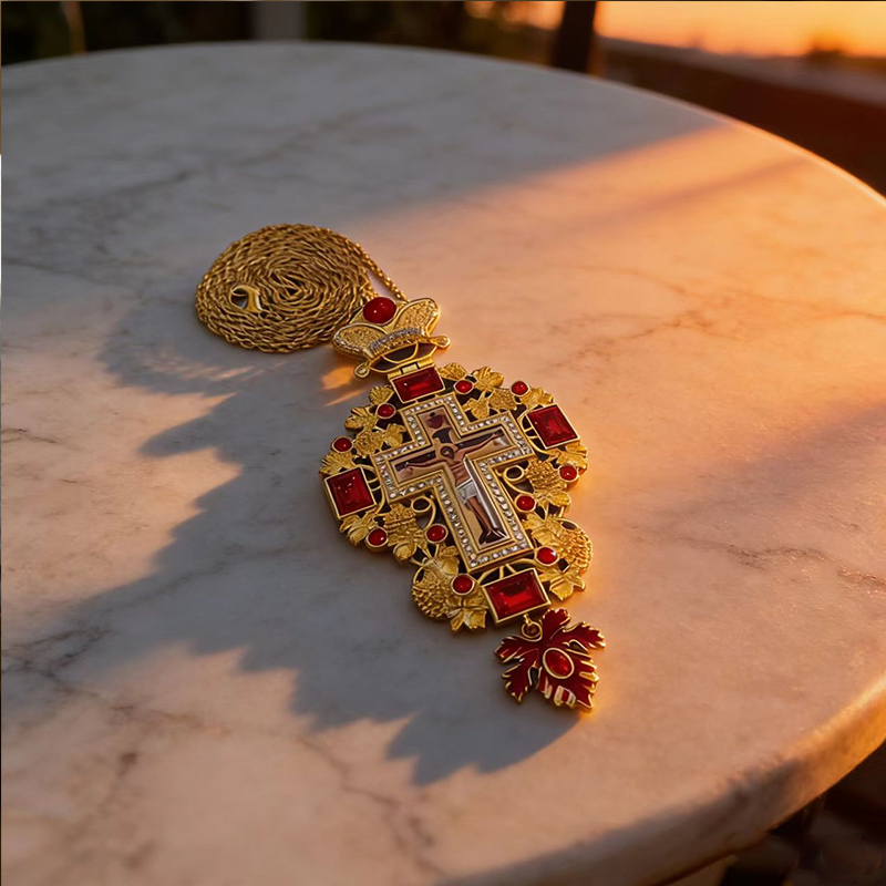 New Premium Red Jewel Gold Ort - Cross Pendant Necklace Gold 评论和价格
