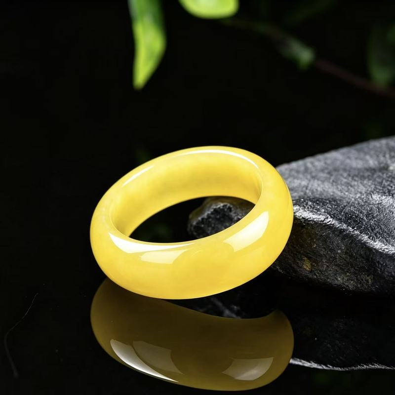 Genuine A-grade jadeite ring w - Rings 评论和价格