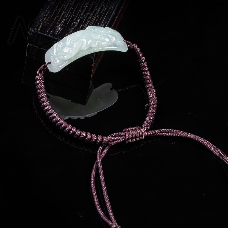 Burmese Jadeite Pixiu Bracelet - Bracelets 评论和价格