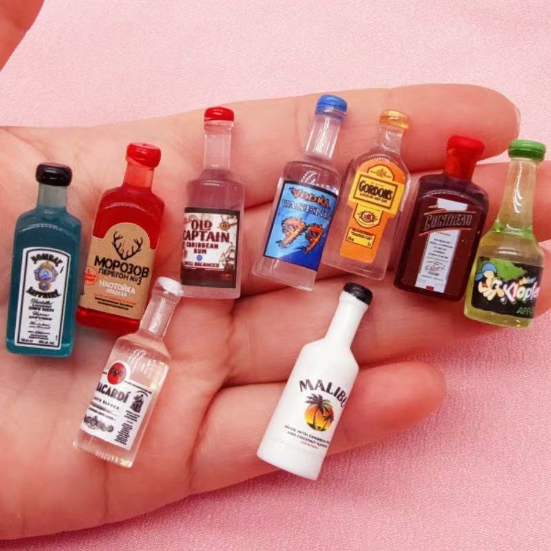 11pcs Mini Simulation Resin 3D - Earrings 评论和价格