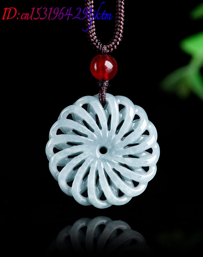 Burmese Jadeite Flower Pendant - Necklaces 评论和价格