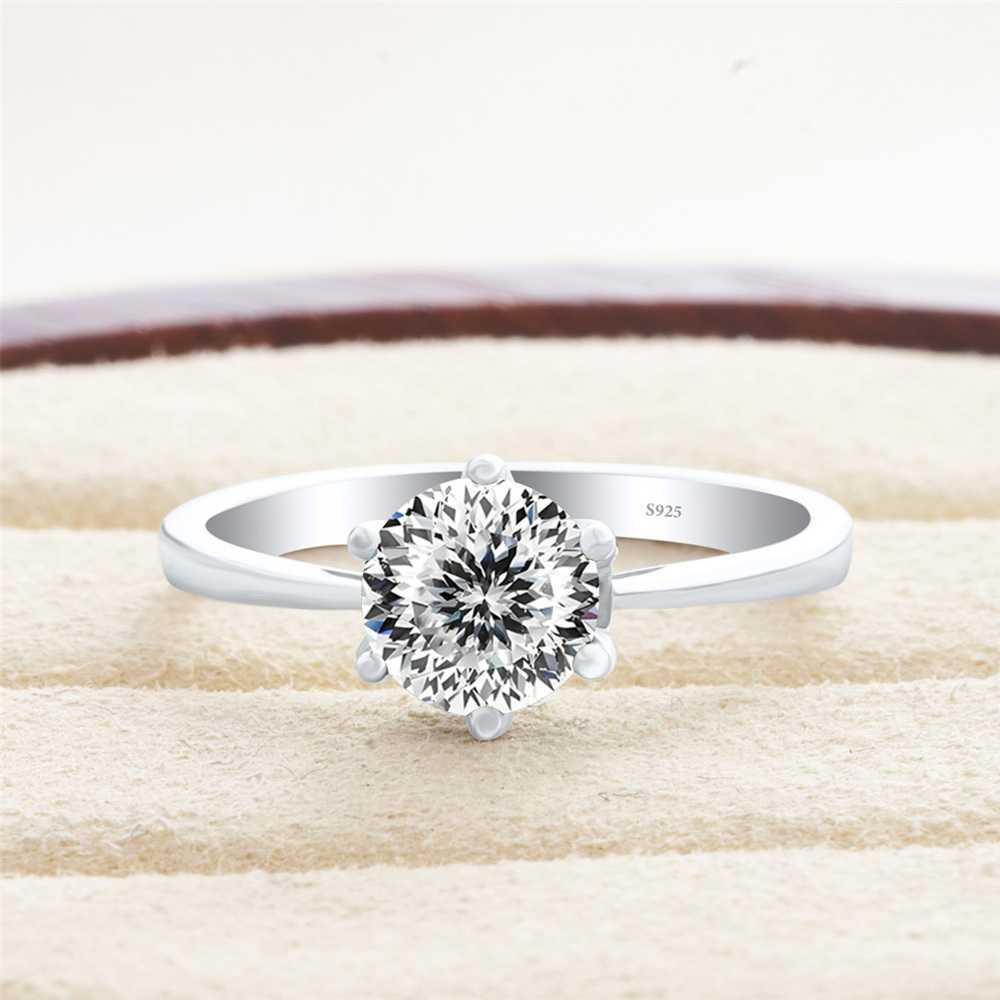JoyceJelly Classic Six-Claw Mo - Moissanite Engagement Ring 1 Carat 评论和价格
