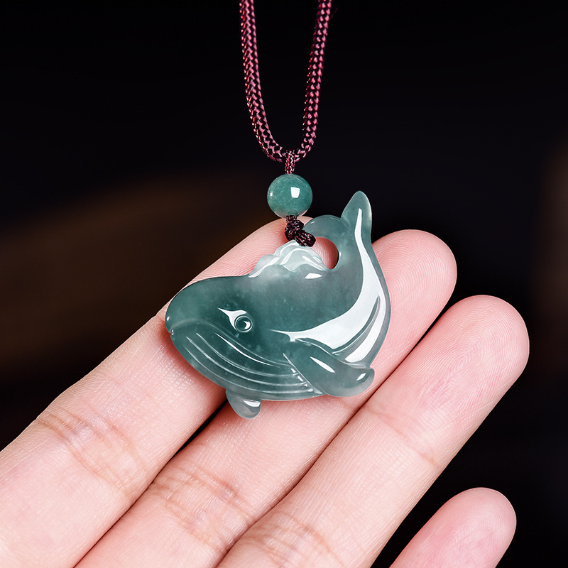 Natural Burmese Jadeite Whale  - Necklaces 评论和价格