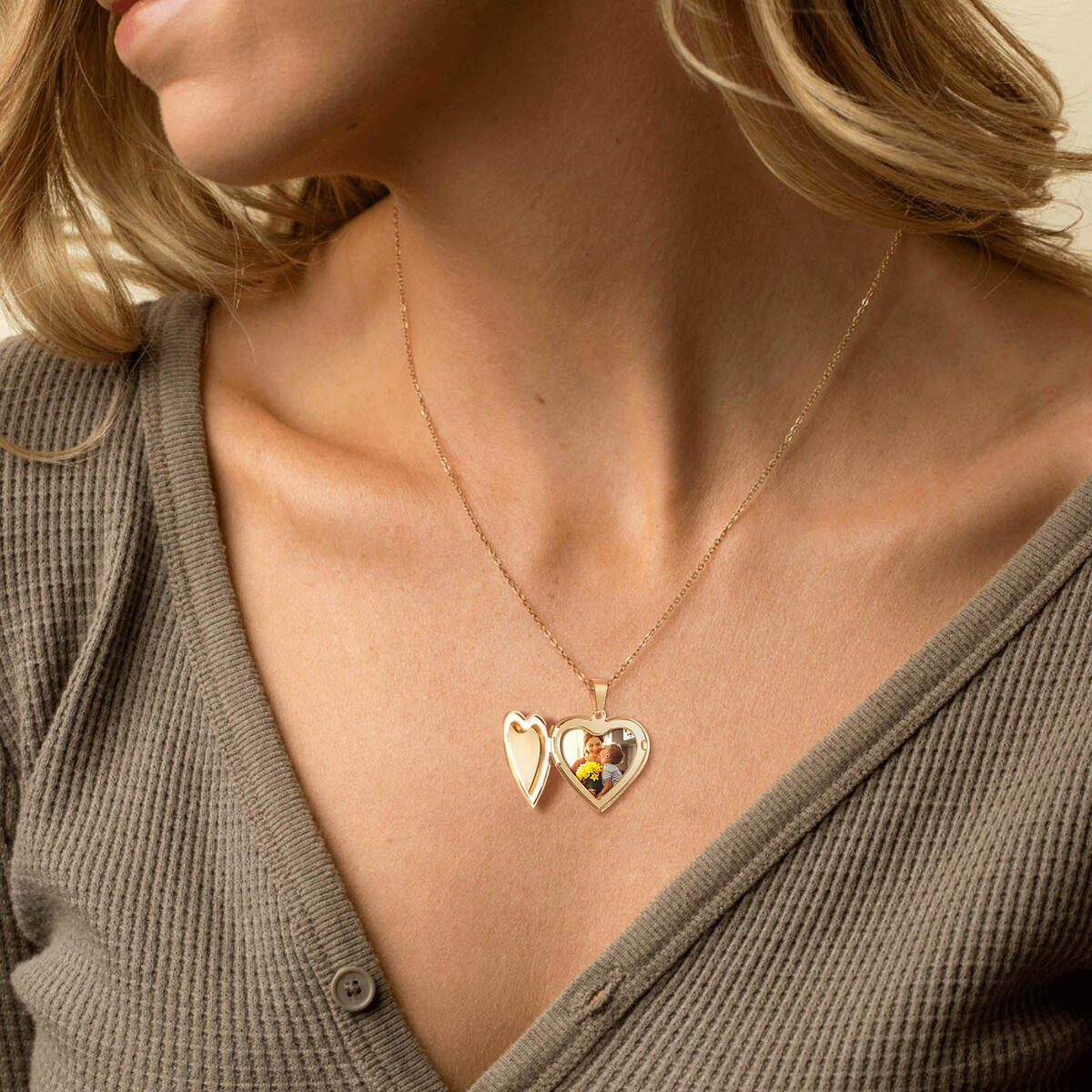 Stainless Steel Jewelry Heart  - Heart Locket Necklace Photo 评论和价格
