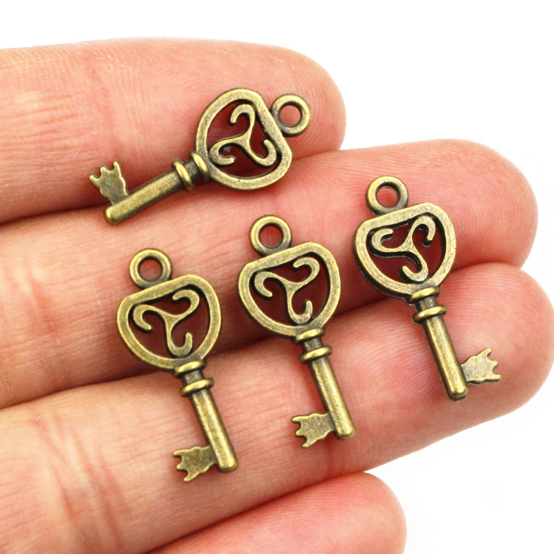 40pcs Key Charms Pendants Anti - Heart Locket Necklace Photo 评论和价格