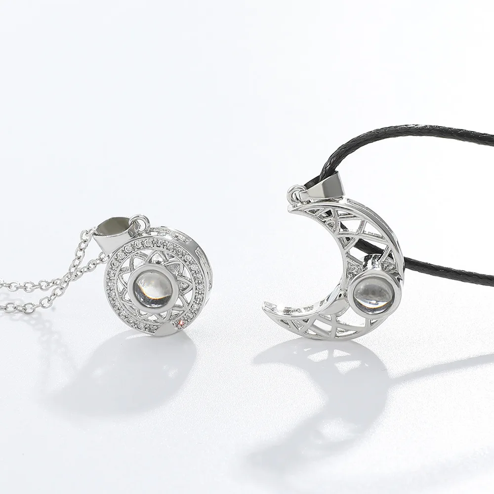 2PCS Magnetic Couple Matching  - Magnetic Couple Matching Necklaces 评论和价格