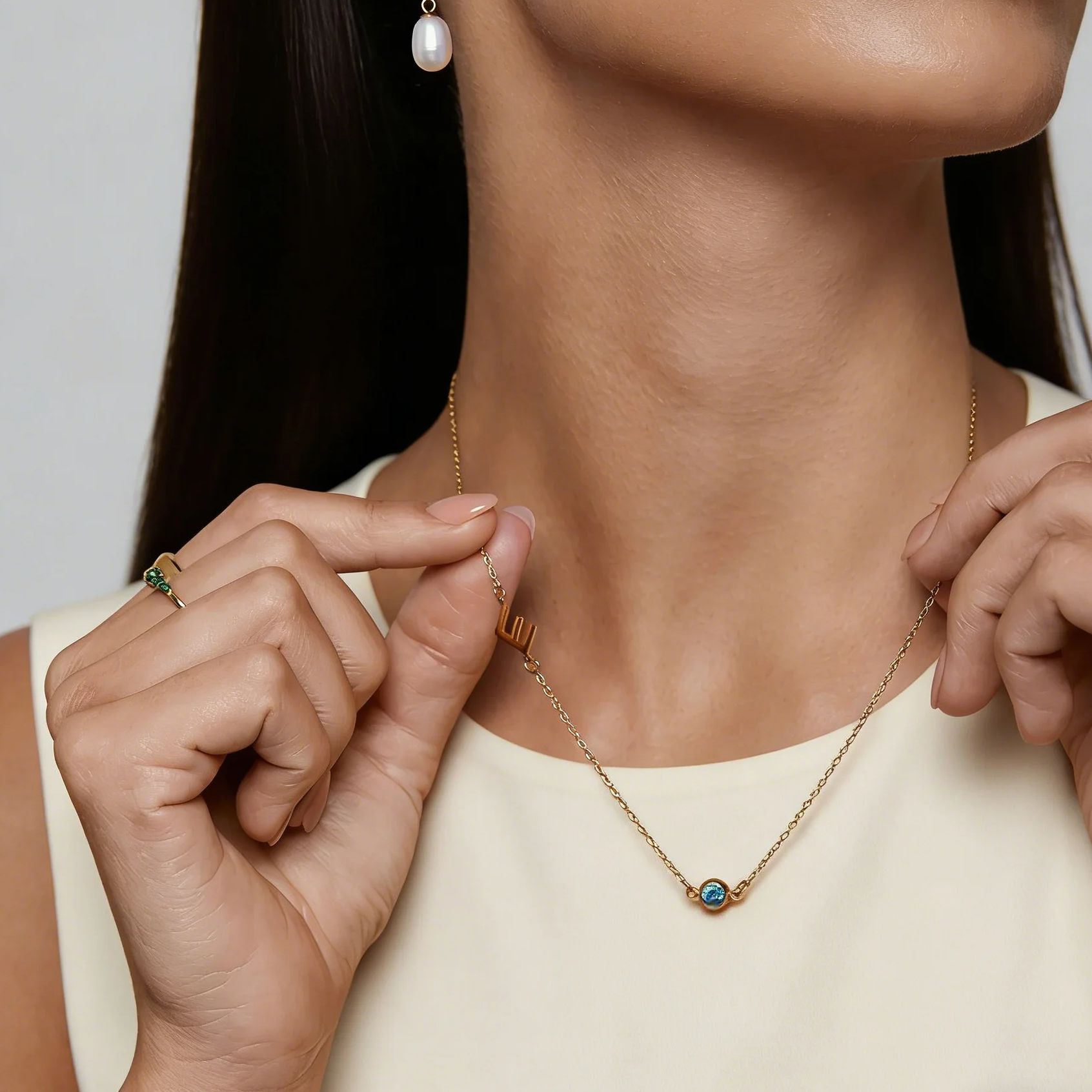 Side Set Initial Birthstone Ne - Initial Letter Necklace 18K Gold 评论和价格
