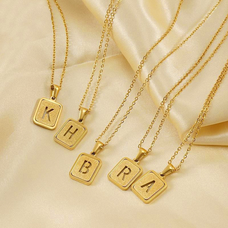 3pcs/ Bag High Quality Chains  - Initial Letter Necklace 18K Gold 评论和价格
