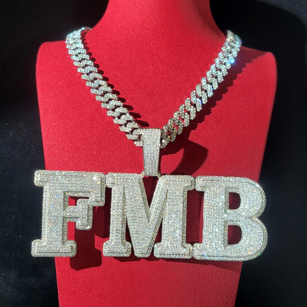 Custom Pave Cubic Zircon Lette - Cuban Link Chain 12Mm 评论和价格